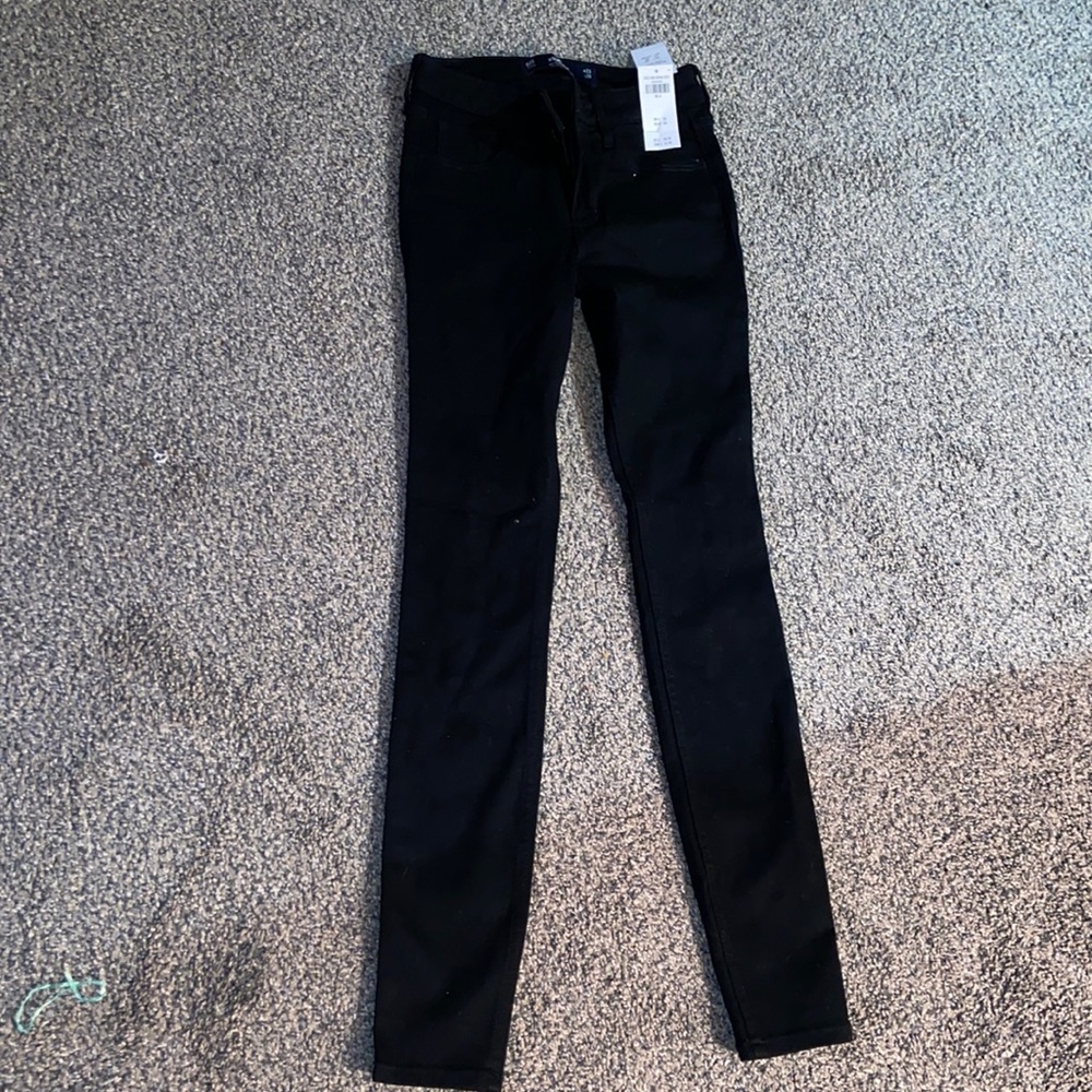 Black skinny jeans